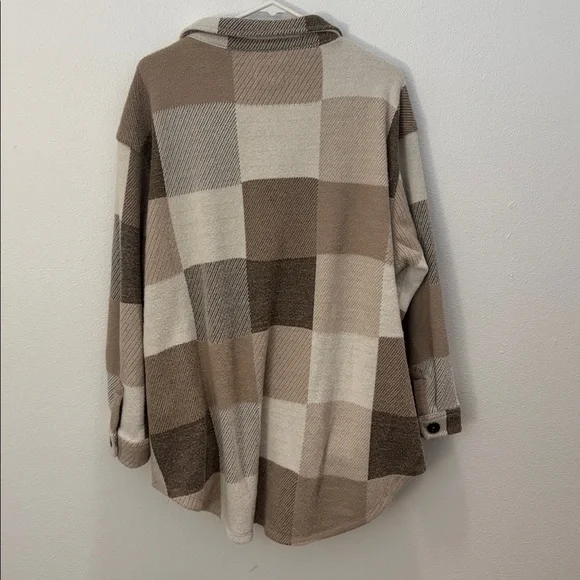 Maurices super plush longline shacket - Picture 4 of 4